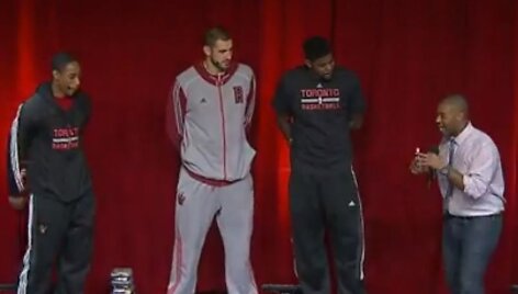 Jonas Valančiūnas &bdquo;Raptors&ldquo; sezono pristatyme