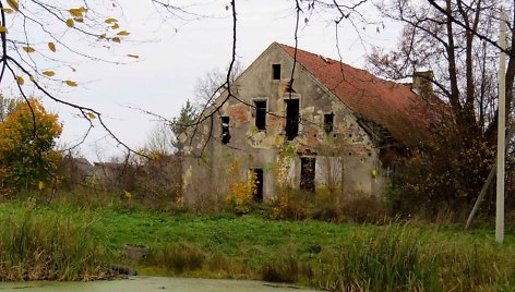 Kadaise buvę gražūs pastatai Kaliningrade dabar atrodo taip