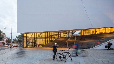 Mo muziejus (D.Libeskind Studio / Do Architects)