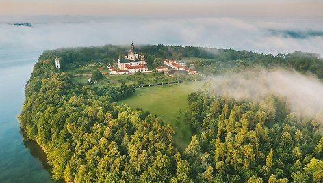 Nuo dvaro iki vienuolyno: lietuviai darbui ir poilsiui renkasi išskirtines vietas