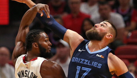 Justise'as Winslow ir Jonas Valančiūnas