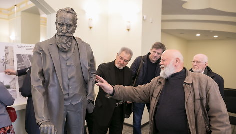 Paminklą dr. Jonui Basanavičiui planuojama atidengti per Tautos patriarcho gimtadienį