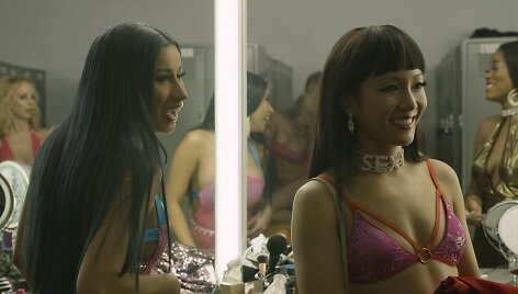 Cardi B filme &bdquo;Aferistės&ldquo;