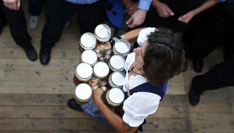 &bdquo;Oktoberfest&ldquo; alaus &scaron;ventė Miunchene