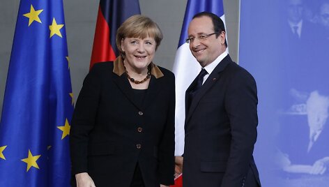 Angela Merkel ir Francois Hollande'as