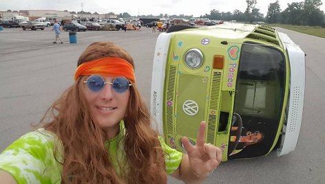 Autobusiukas „Trippy Tippy Hippy Van“