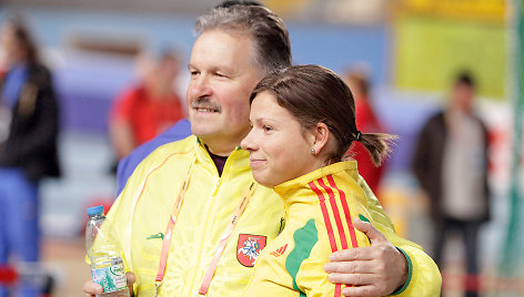 Treneris Edmundas Norvilas ir sprinterė Lina Grinčikaitė