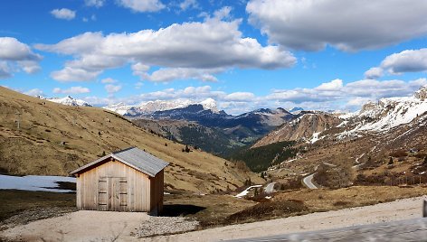 Dolomitų keliu Italijos Alpėse: nervai atlaikė, automobilis – ne