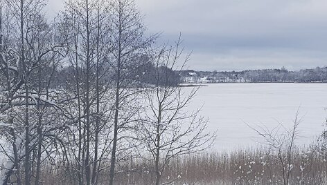 Galuonų ežeras žiemą