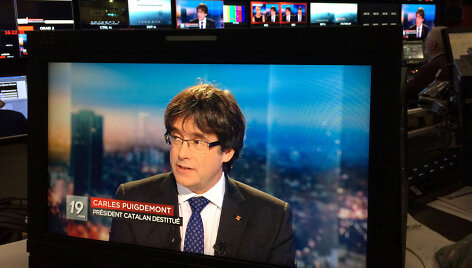 Carlesas Puigdemont'as