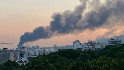 Dūmai vir&scaron; Teherano  / - / AFP
