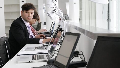 Programuotojų kūrybinių dirbtuvių &bdquo;Hack4LT&ldquo; akimirka