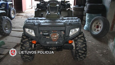 Kelmėje rasti vogti sunkieji keturračiai motociklai