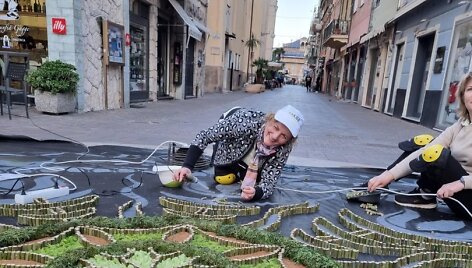 Mitkaičių kaimo bendruomenė dalyvauja Italijoje vykstančiame floristinių ornamentinių kilimų festivalyje