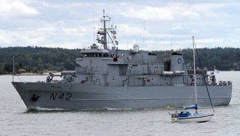 Tarptautinėse pratybose &bdquo;Northern Coast 2014&ldquo; Lietuvos karininko vadovaujami NATO laivai jūroje aptiko keturias minas