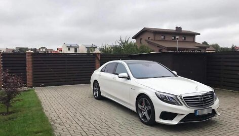 Ignas Jomantas, vienas jauniausių &scaron;alies milijonierių, įsigijo prabangų &bdquo;Mercedes-Benz S63 AMG&ldquo;.