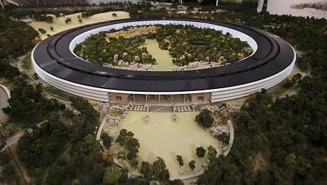 „Apple“ šiais metais baigs statyti įmonės būstinę Kalifornijoje 