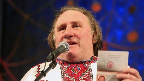 Gerard'as Depardieu ir jo naujasis rusiškas pasas