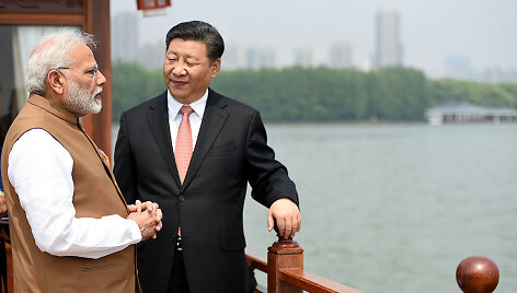 Narendra Modi ir Xi Jinpingas 