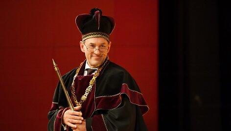 Vytauto Didžiojo universitete (VDU) įvyko i&scaron;kilminga septynioliktojo rektoriaus, profesoriaus Juozo Augučio, inauguracija.