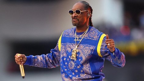 Snoop Dogg Super Bowl renginyje prieš keletą savaičių pasirodė su FaZe Clan grandinėle