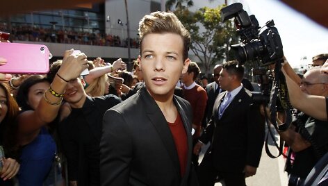 Louisas Tomlinsonas i&scaron; &bdquo;One Direction&ldquo;