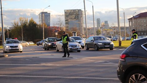 Edukologijos žiede eismo judėjimu rūpinasi policija