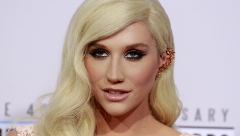 Kesha &scaron;venčia 27-ąjį gimtadienį