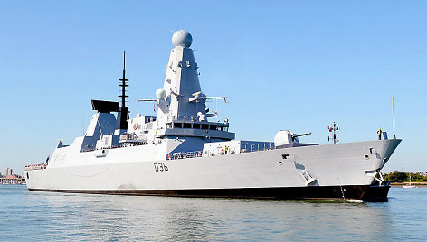 Britų eskadrinis minininkas „HMS Defender“