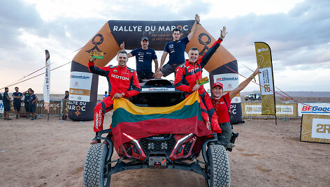 &bdquo;Izotono sportas&ldquo; ekipažas &bdquo;Rallye du Maroc&ldquo; penktame etape