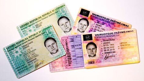 Padirbti lietuvi&scaron;ki vairuotojo pažymėjimai ir asmens tapatybės kortelės
