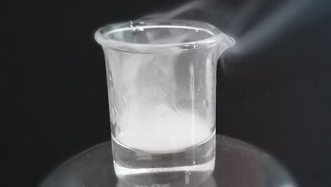 Trifluoracto rūg&scaron;tis (TFA)