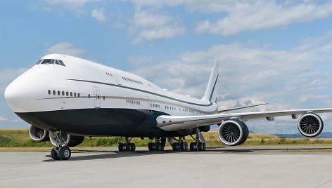 „747-8i Boeing Business Jet“