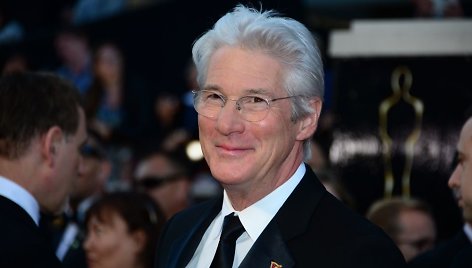 Richardas Gere'as švenčia 64-ąjį gimtadienį