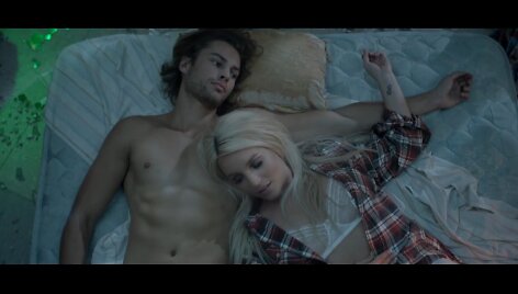 Alexanderis Kjellevikas ir Britney Spears dainos &bdquo;Perfume&ldquo; vaizdo klipe