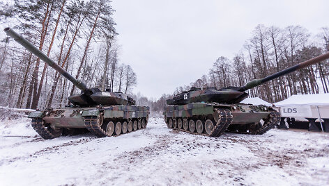 Tankų Leopard testavimas Gaižiūnų poligone