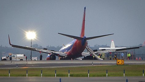 „Boeing 737“ Niujorko oro uoste