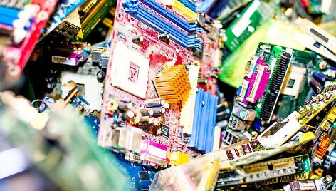 &bdquo;EMP recycling&ldquo; elektronikos ir kitų atliekų perdirbimo gamykloje. 