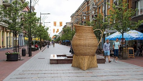 Šiauliai pasipuošę tarptautiniam folkloro festivaliui „Saulės žiedas“