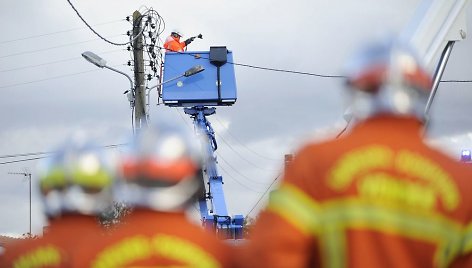 Tvarkomi nutraukti elektros laidai