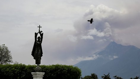 Gvatemaloje išsiveržė ugnikalnis