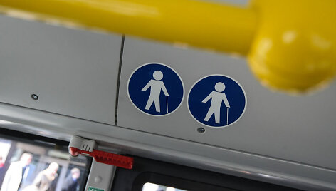 Naujieji autobusai jau važinėja sostinės gatvėmis
