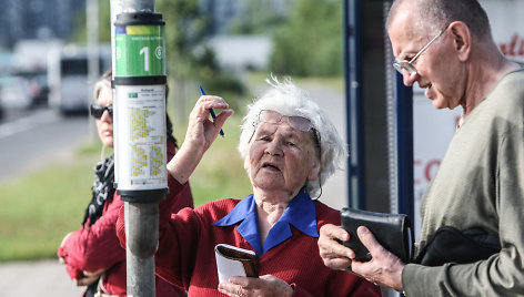 Autobusų ir troleibusų keleiviams tenka prisitaikyti prie naujų važinėjimo po Vilnių ypatumų