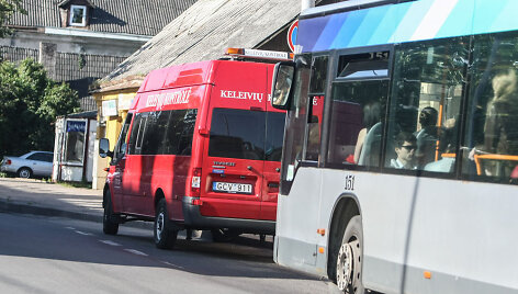 Autobusų ir troleibusų keleiviams tenka prisitaikyti prie naujų važinėjimo po Vilnių ypatumų