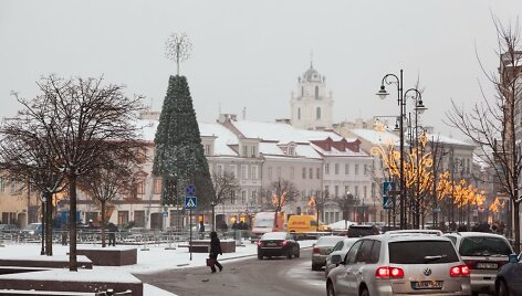 Statoma Kalėdų eglė Vilniaus Rotu&scaron;ės aik&scaron;tėje