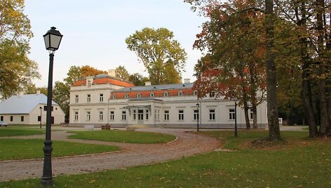 Zyplių dvaras