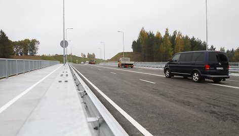 Nuo šiol automobiliai į „Ikea“ ir Vilniaus oro uostą važinės patogiau