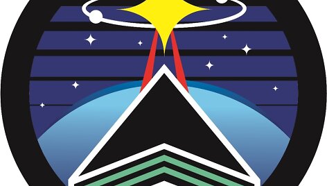 Spektaklio &bdquo;Kosmosas+&ldquo; logotipas