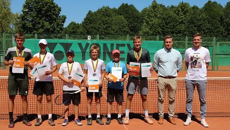 Lietuvos keturiolikmečių teniso čempionato prizininkai