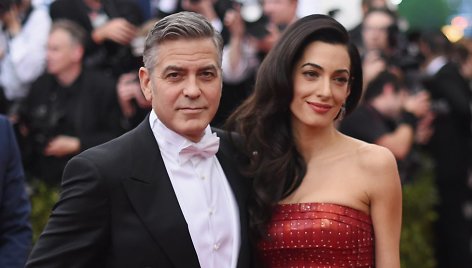 George'as Clooney su žmona Amal Clooney